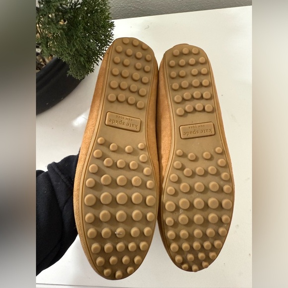 Kate Spade ❤️🔥 Tan Suede Loafers for Women - Picture 4 of 5